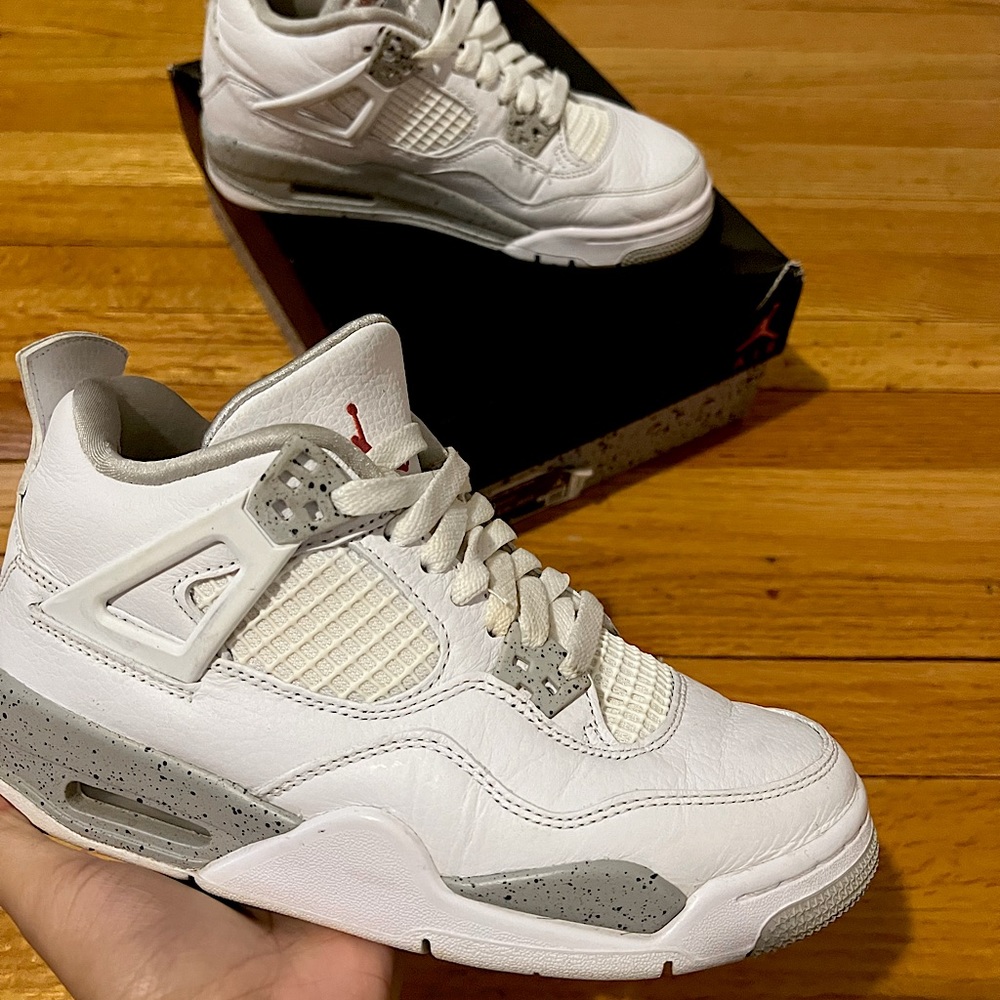 Air Jordan 4 Retros GS ‘White Oreo’